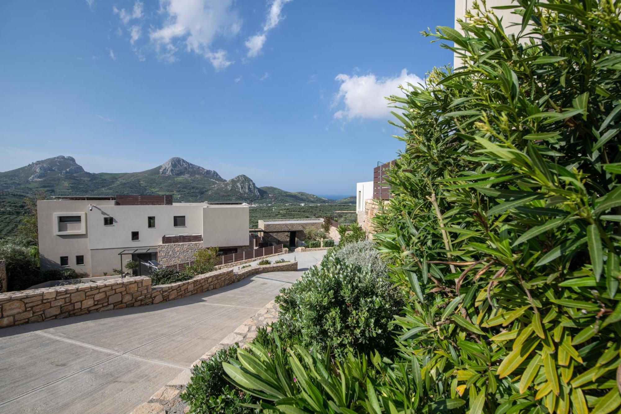 Porti Villas Aphrodite Asomatoi 外观 照片